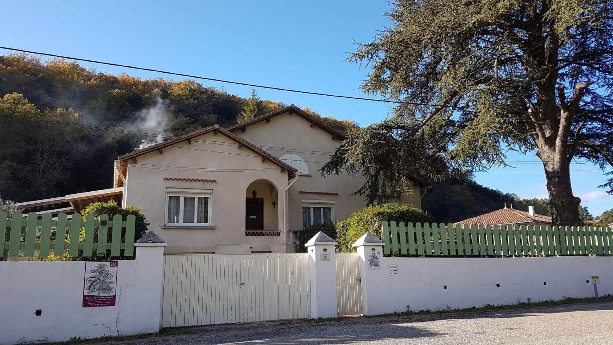 Le Clos Du Cedre Saint Sebastien d'Aigrefeuille Exteriér fotografie