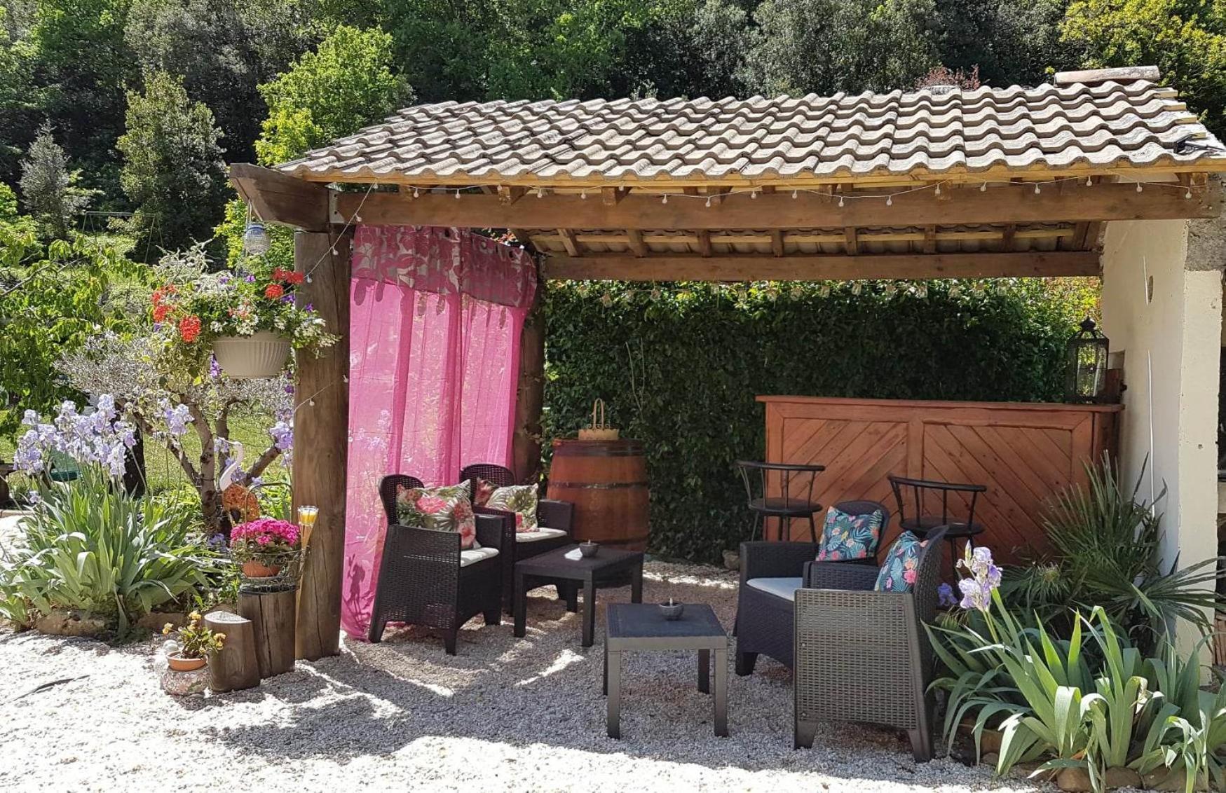 Le Clos Du Cedre Saint Sebastien d'Aigrefeuille Exteriér fotografie